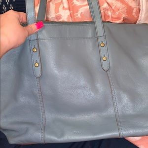 a fossil tote